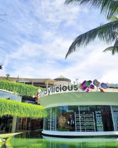 Walk Around Beachwalk Shopping Center​ - Bali Tour with Vimanam DMC