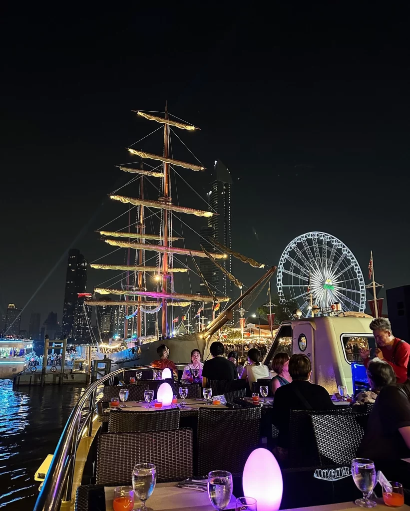 Thailand Tour Package-Chao Phraya Dinner Cruise